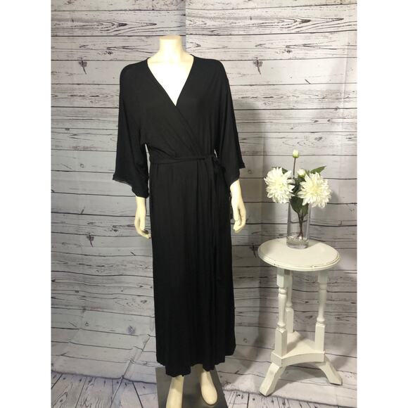 NWT Clair de Lune bathrobe with mesh & Crochet trim size XL - Picture 2 of 12